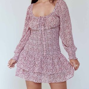 Princess Polly NWT Long sleeve floral mini dress